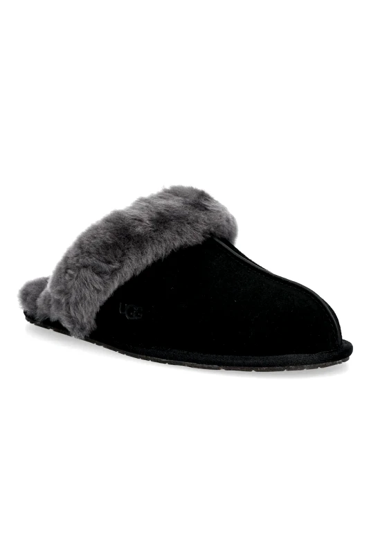 UGG UGG - Παντόφλες σουέτ Scuffette II
