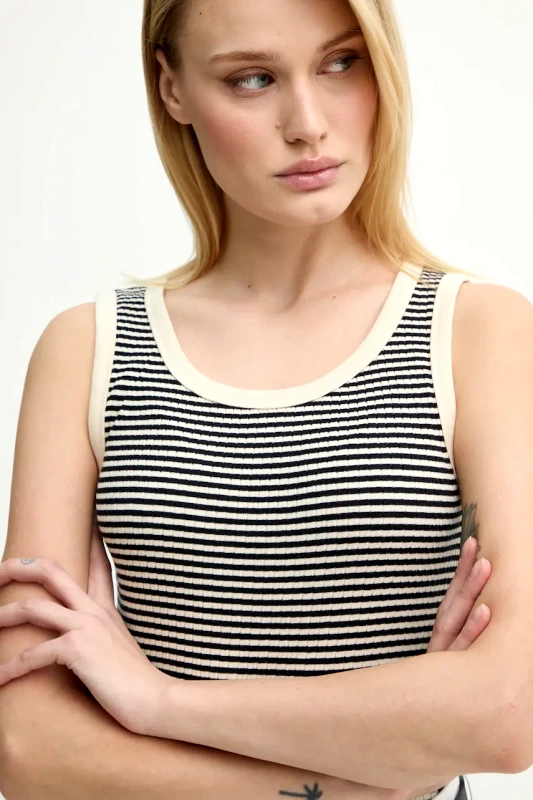 Marc O'Polo Top Marc O'Polo χρώμα: μπεζ, 502208450067