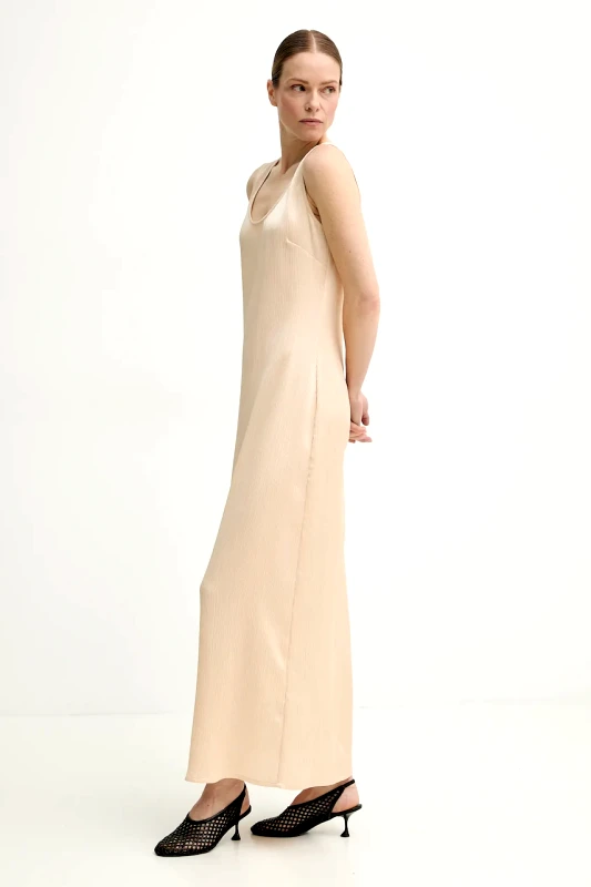 Remain Φόρεμα Remain