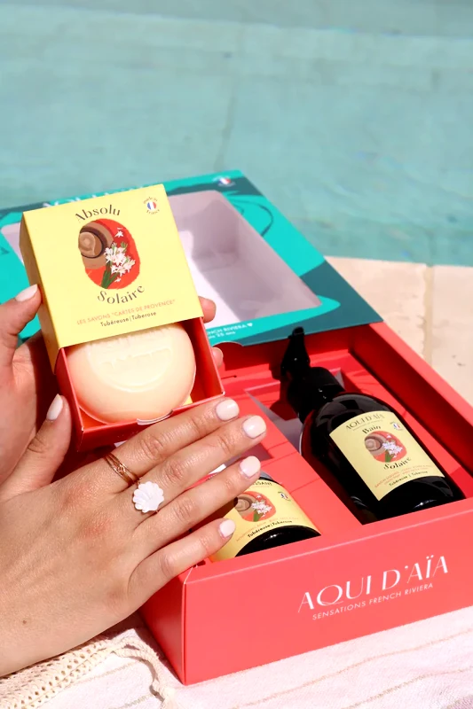Aqui d'Aia Σετ καλλυντικών Aqui d'Aia Gift set Tuberose 3-pack χρώμα: πολύχρωμο