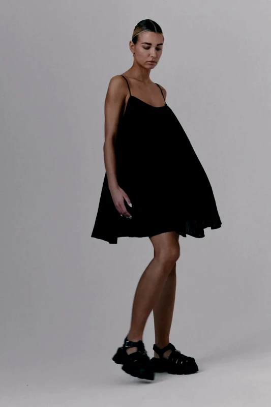 Muuv. Φόρεμα MUUV. MINIME