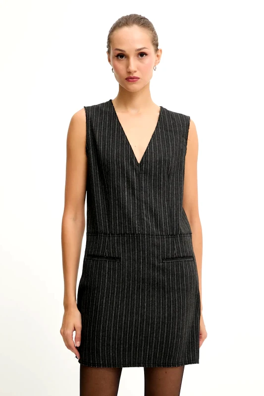 Iceberg Φόρεμα με προσθήκη μαλλιού Iceberg