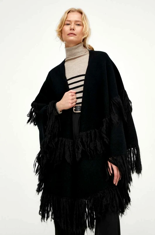 By Malene Birger Μάλλινο πόντσο By Malene Birger