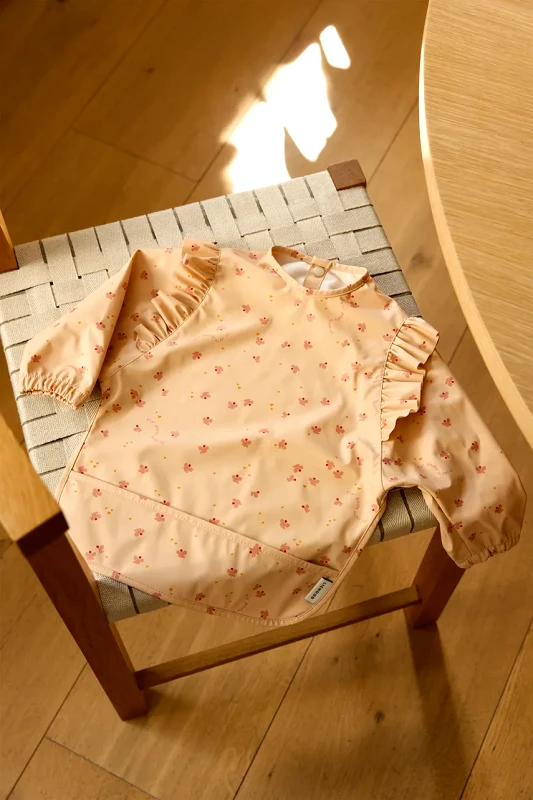 Liewood Βρεφική σαλιάρα Liewood Merle Ruffle Cape Bib