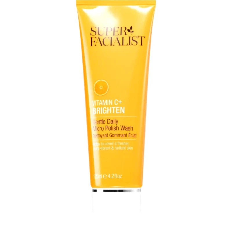 Super Facialist Super Facialist Vitamin C+ Brighten λαμπρυντική απολέπιση Για πρόσωπο, λαιμό και ντεκολτέ 125 ml