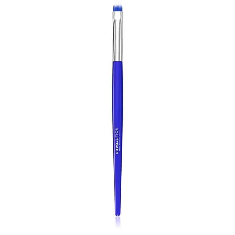 Revolution Relove Revolution Relove Brush Queen επίπεδο πινέλο για σκιές ματιών 1 τμχ