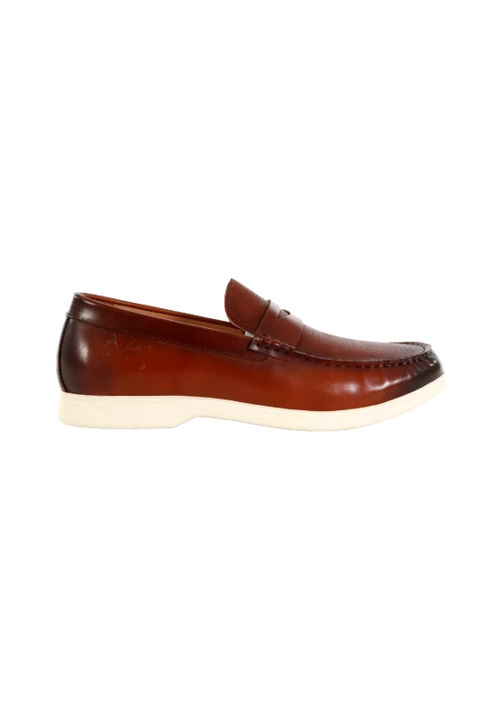 V 19.69 V 19.69 ΠΑΠΟΥΤΣΙ LOAFER ΤΑΜΠΑ