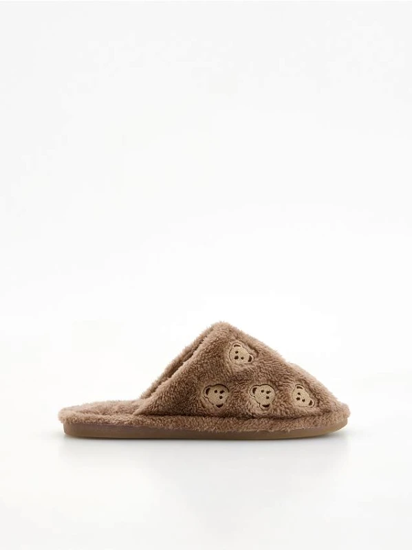Reserved Reserved - LADIES` SLIPPERS