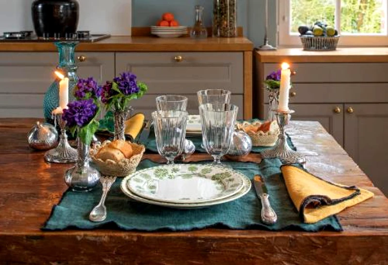 Flammarion Be My Guest: At Home with the Tastemakers Olivia Roland Flammarion 2020 Hardback