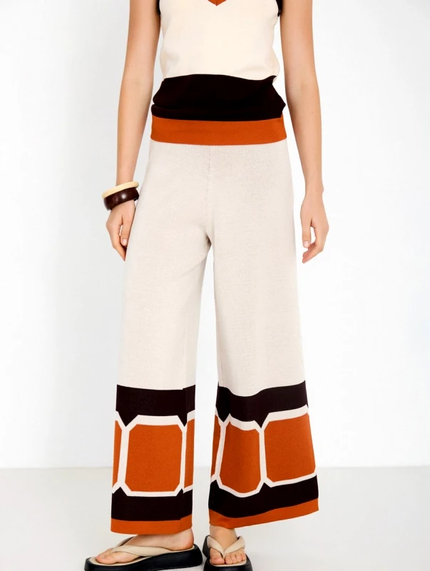 Skatie Skatie Γυναικείο Παντελόνι Με Jacquard Μοτίβο Και Cropped Γραμμή