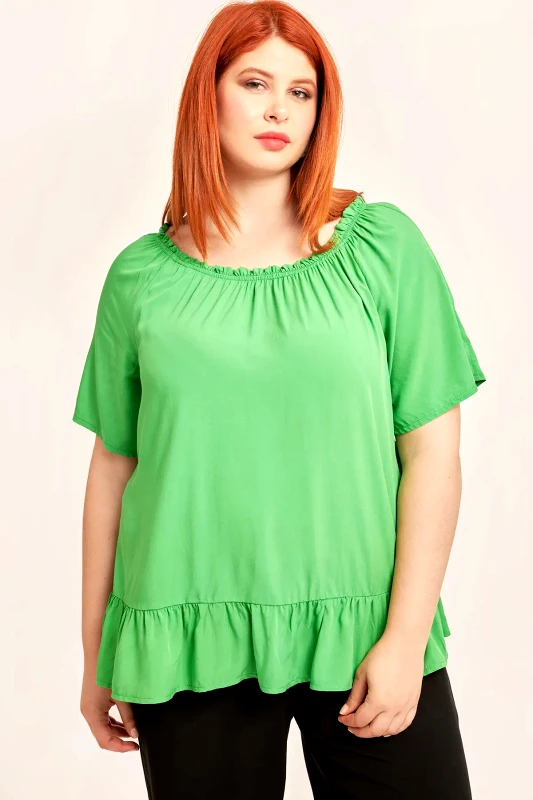 Μπλούζα off-shoulder με βολάν