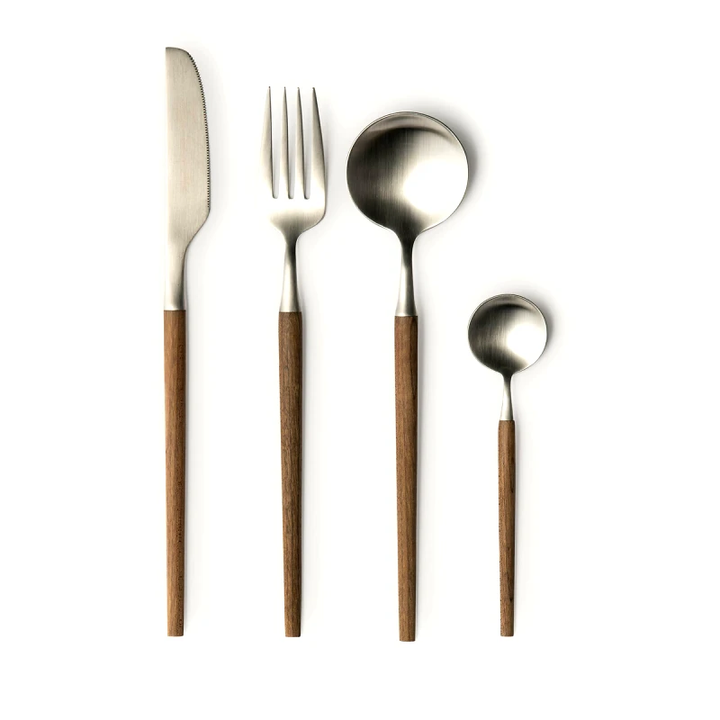 AM.PM Σετ μαχαιροπίρουνα 16 τεμαχίων από inox και ξύλο σφενδάμου