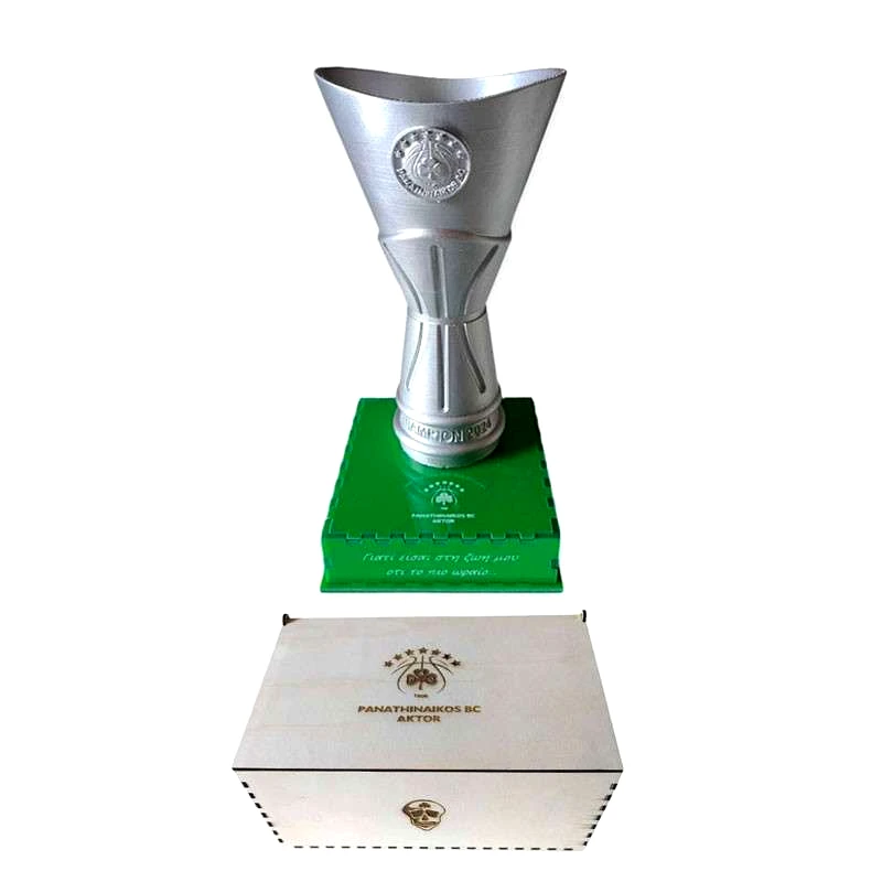 Palamaiki ΚΥΠΕΛΛΟ REPLICA EUROLEAGUE 2024 PANATHINAIKOS ΜΕ ΒΑΣΗ ΚΑΙ ΚΟΥΤΙ – ΔΙΑΣΤΑΣΕΙΣ 17,5CM