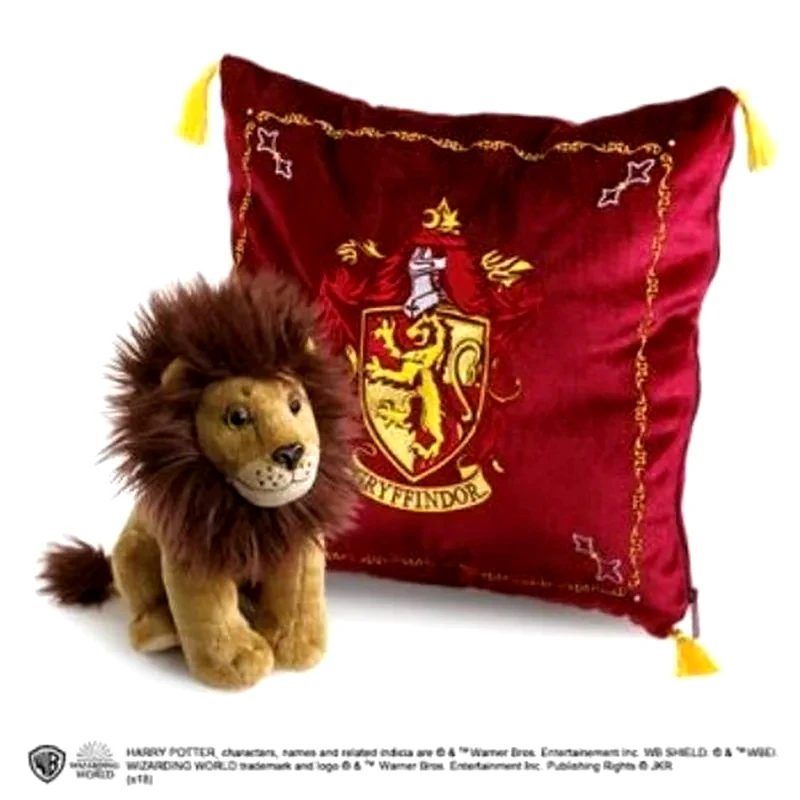 THE NOBLE COLLECTION Μαξιλάρι The Noble Collection Harry Potter Gryffindo με δώρο Λούτρινη Φιγούρα - Κόκκινο