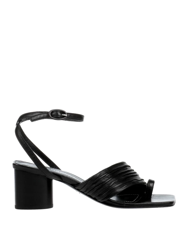 HALMANERA HALMANERA ΠΑΠΟΥΤΣΙΑ Σαγιονάρες