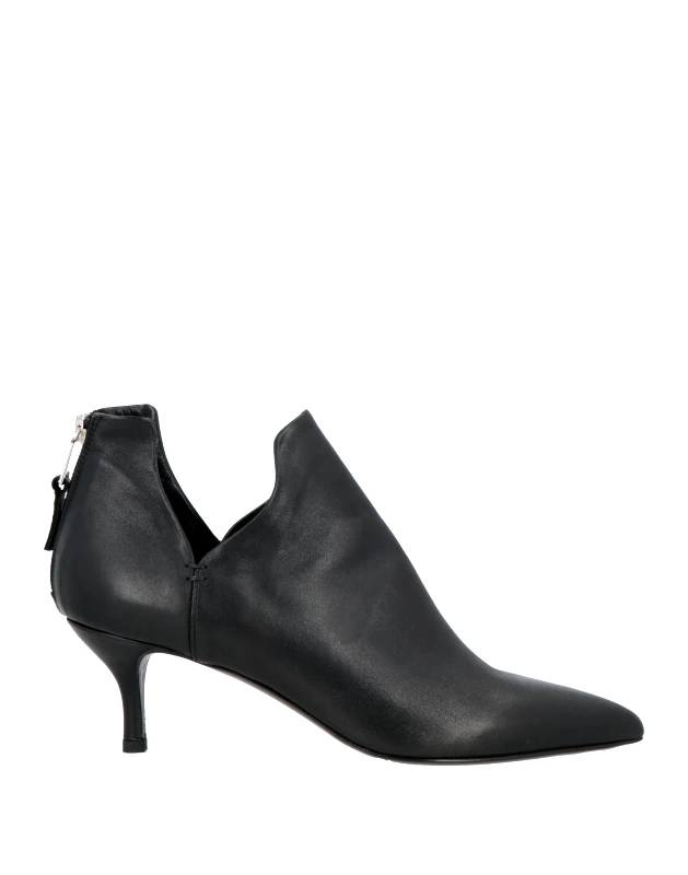 STRATEGIA STRATEGIA ΠΑΠΟΥΤΣΙΑ Μποτάκια