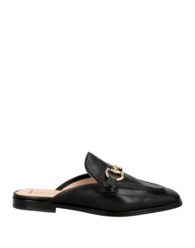 FABBRICA DEI COLLI FABBRICA DEI COLLI ΠΑΠΟΥΤΣΙΑ Μουλάρια και τσόκαρα