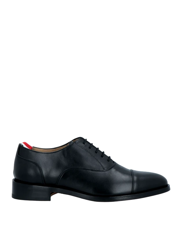 THOM BROWNE THOM BROWNE ΠΑΠΟΥΤΣΙΑ Παπούτσια με κορδόνια